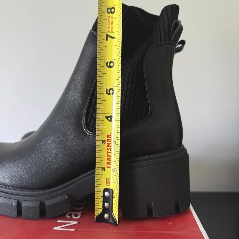 Nature Breeze Mill‎ Black Faux Leather Lug Sole Chelsea Ankle Boots Womens 6 NIB